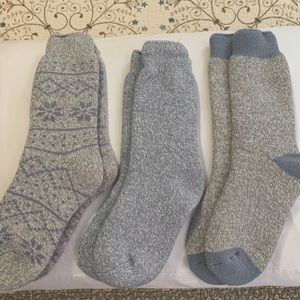 Women’s fleece socks